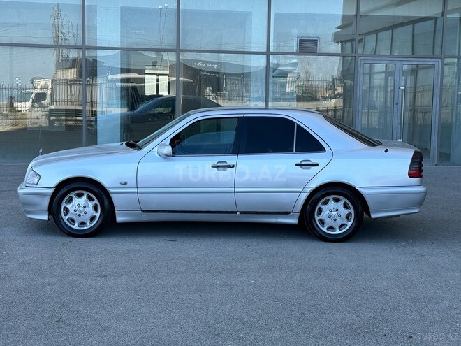 Mercedes C 220 1994, 295,200 km - 2.2 л - Bakı