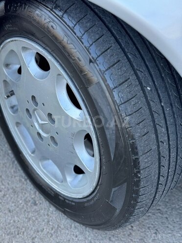 Mercedes C 220 1994, 295,200 km - 2.2 л - Bakı