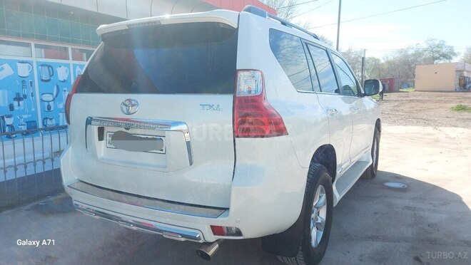 Toyota Prado 2013, 86,000 km - 2.7 l - Sabirabad