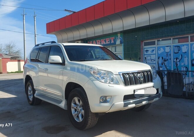 Toyota Prado 2013, 86,000 km - 2.7 l - Sabirabad
