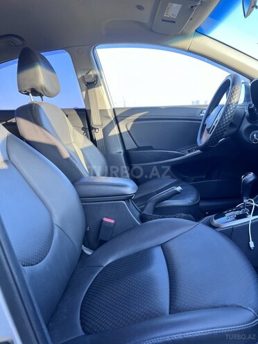 Hyundai Accent 2016, 160,000 km - 1.6 л - Bakı