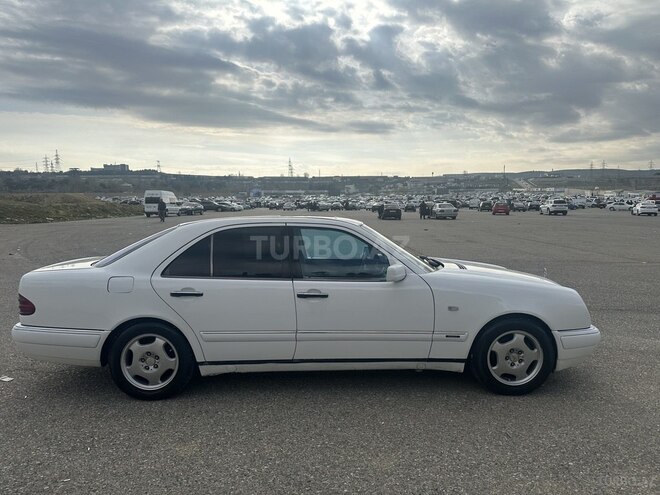 Mercedes E 320 1997, 512,000 km - 3.2 l - Bakı