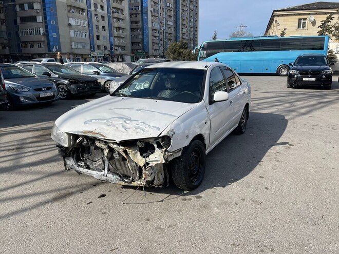 Nissan Sunny 2008, 213,768 km - 1.3 l - Bakı