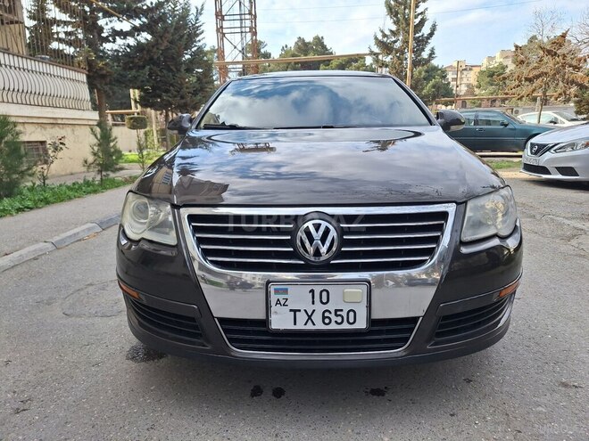 Volkswagen Passat 2006, 267,500 km - 2.0 l - Bakı