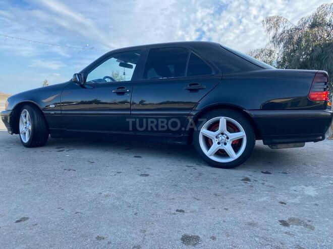 Mercedes C 230 1998, 209,000 km - 2.3 l - Yevlax