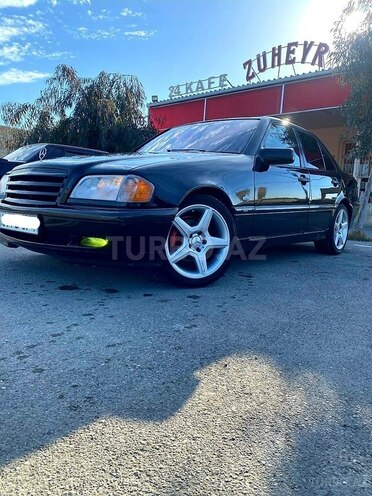 Mercedes C 230 1998, 209,000 km - 2.3 l - Yevlax