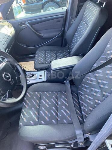 Mercedes C 230 1998, 209,000 km - 2.3 l - Yevlax