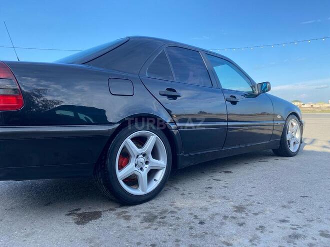 Mercedes C 230 1998, 209,000 km - 2.3 l - Yevlax