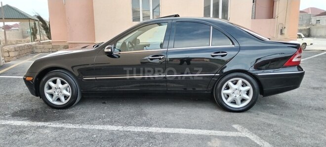 Mercedes C 240 2001, 304,000 km - 2.6 л - Bakı
