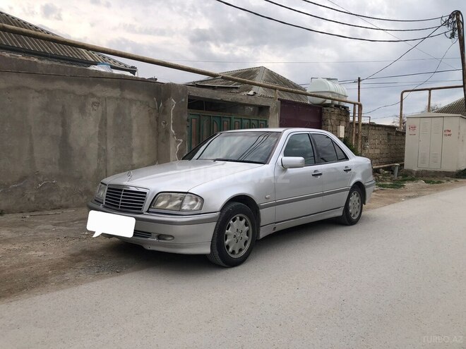 Mercedes C 220 1999, 581,645 km - 2.2 л - Bakı