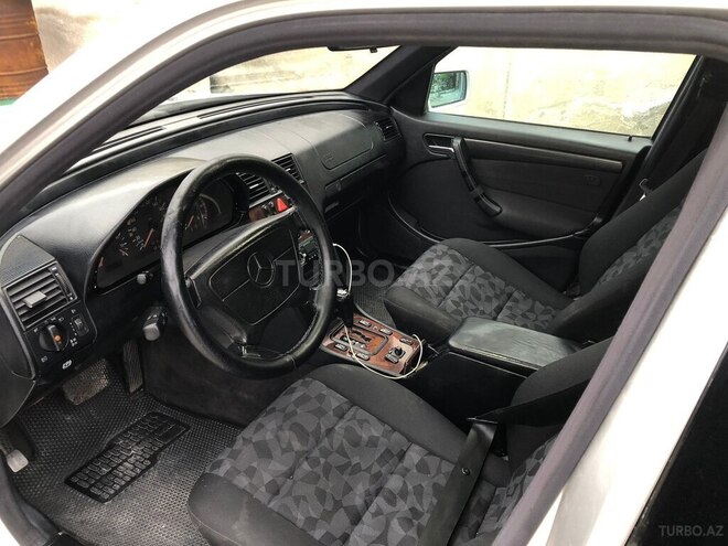 Mercedes C 220 1999, 581,645 km - 2.2 л - Bakı