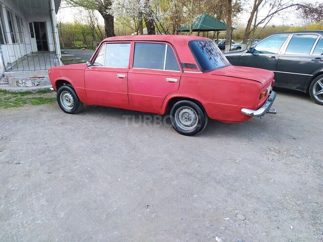 LADA (VAZ) 2101 1983, 99,000 km - 1.5 l - Qax