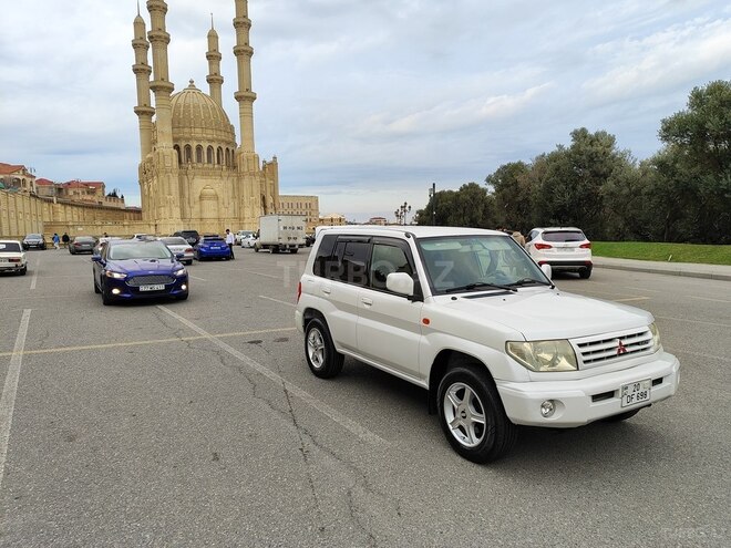 Mitsubishi Pajero io 1999, 262,167 km - 1.8 l - Bakı