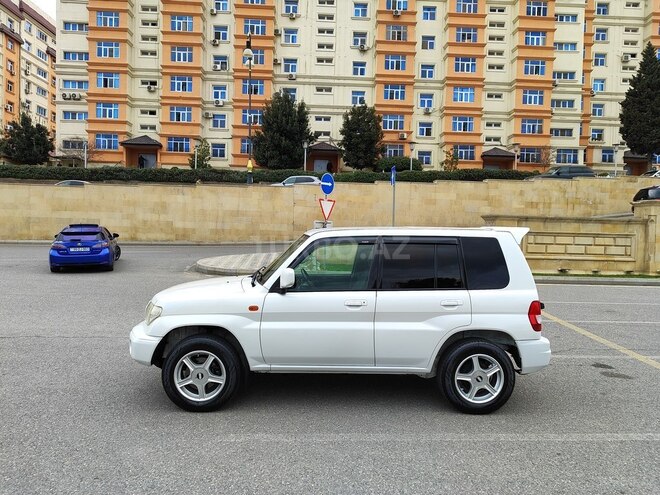 Mitsubishi Pajero io 1999, 262,167 km - 1.8 l - Bakı
