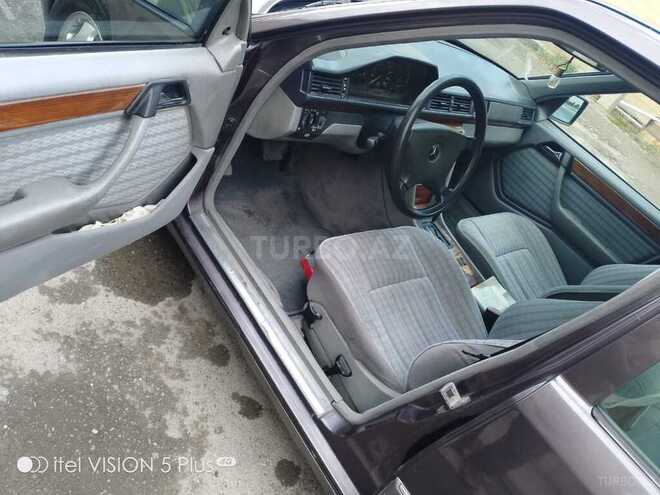 Mercedes E 200 1992, 418,500 km - 2.0 l - Şəmkir