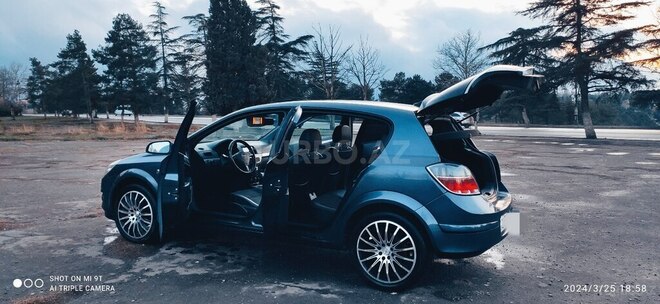 Opel Astra 2009, 219,000 km - 1.4 l - Gəncə