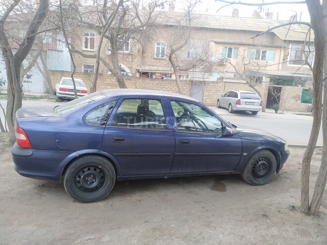 Opel Vectra 1997, 550,000 km - 1.8 l - Bakı