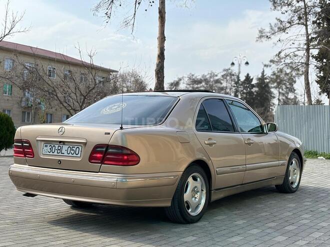 Mercedes E 240 2000, 327,000 km - 2.4 l - Bakı