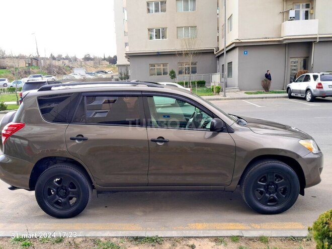 Toyota RAV4 2011, 213,000 km - 2.4 l - Bakı