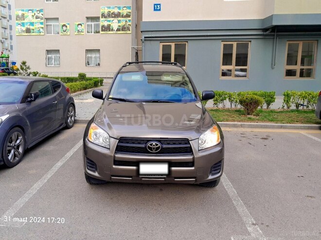 Toyota RAV4 2011, 213,000 km - 2.4 l - Bakı