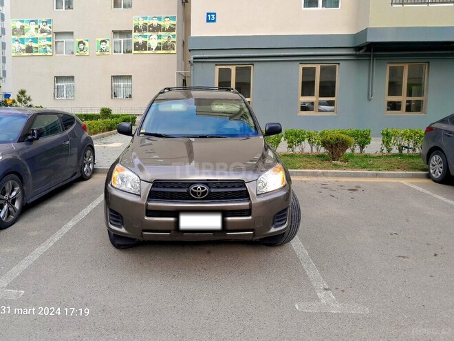 Toyota RAV4 2011, 213,000 km - 2.4 l - Bakı