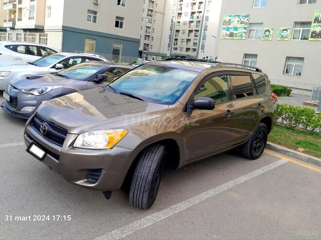 Toyota RAV4 2011, 213,000 km - 2.4 l - Bakı