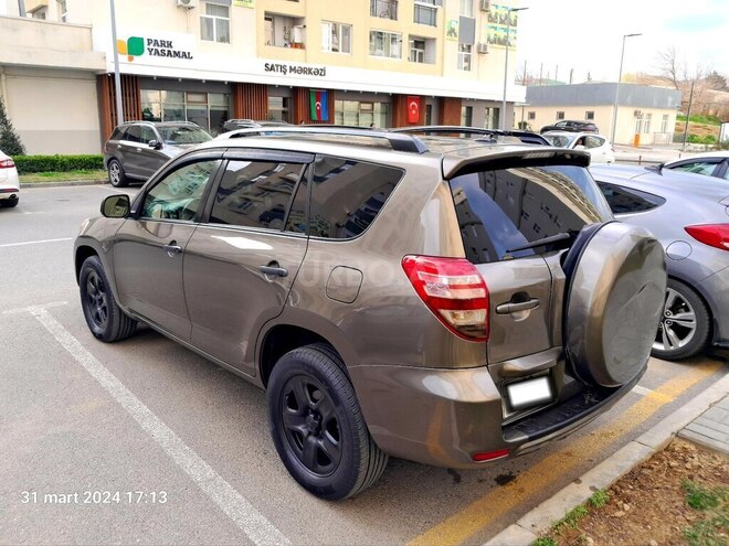 Toyota RAV4 2011, 213,000 km - 2.4 l - Bakı