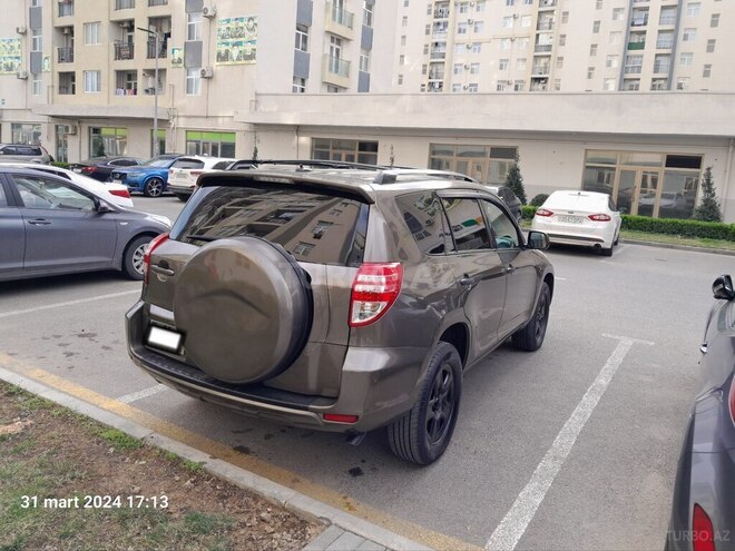 Toyota RAV4 2011, 213,000 km - 2.4 l - Bakı