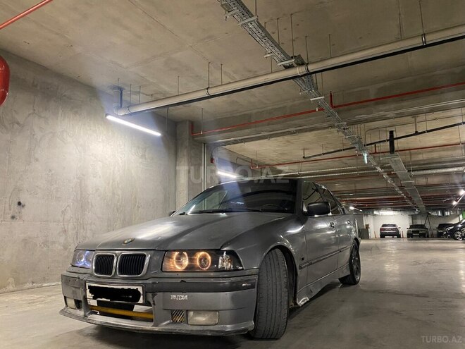 BMW 318 1994, 469,884 km - 1.8 l - Bakı