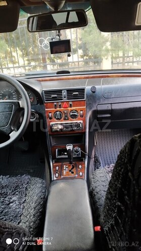 Mercedes C 220 1999, 320,000 km - 2.2 л - Mingəçevir