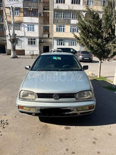 Volkswagen Golf 1997, 212,000 km - 1.8 l - Sumqayıt