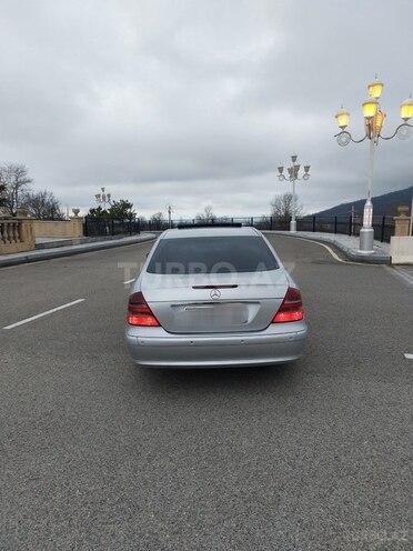 Mercedes E 220 2002, 493,000 km - 2.2 l - Bakı