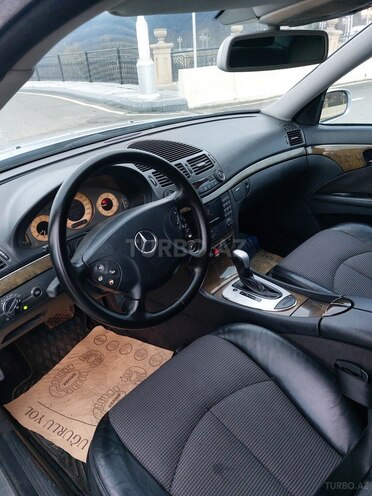 Mercedes E 220 2002, 493,000 km - 2.2 l - Bakı