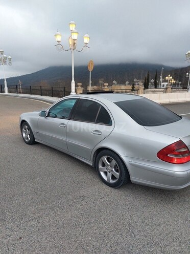 Mercedes E 220 2002, 493,000 km - 2.2 l - Bakı