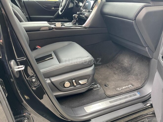 Lexus LX 500d 2022, 5,100 km - 3.3 l - Bakı