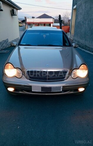 Mercedes C 240 2002, 244,667 km - 2.4 л - Balakən