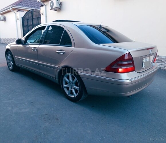 Mercedes C 240 2002, 244,667 km - 2.4 л - Balakən