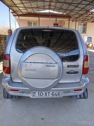 Chevrolet Niva 2006, 215,000 km - 1.7 л - Şirvan