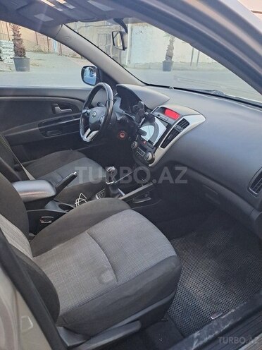 Kia Ceed 2010, 200,600 km - 1.6 л - Bakı