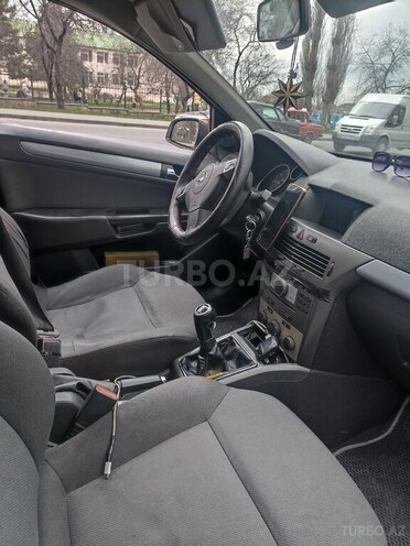 Opel Astra 2006, 332,944 km - 1.3 л - Qəbələ