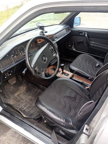Mercedes 190 1989, 500,000 km - 2.0 l - Qəbələ