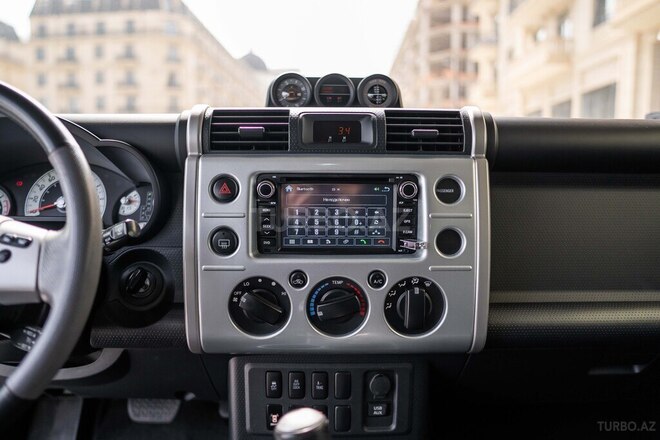 Toyota FJ Cruiser 2012, 96,000 km - 4.0 л - Bakı