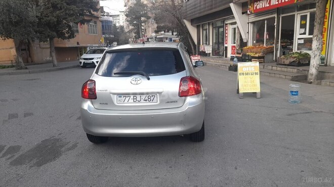 Toyota Auris 2008, 364,000 km - 1.4 l - Bakı