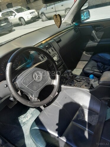 Mercedes E 280 1998, 367,000 km - 2.8 l - Bakı