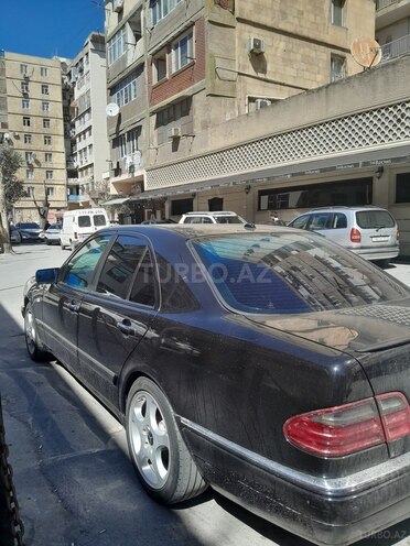 Mercedes E 280 1998, 367,000 km - 2.8 l - Bakı