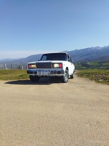 LADA (VAZ) 2107 2004, 90,000 km - 1.6 l - Yardımlı