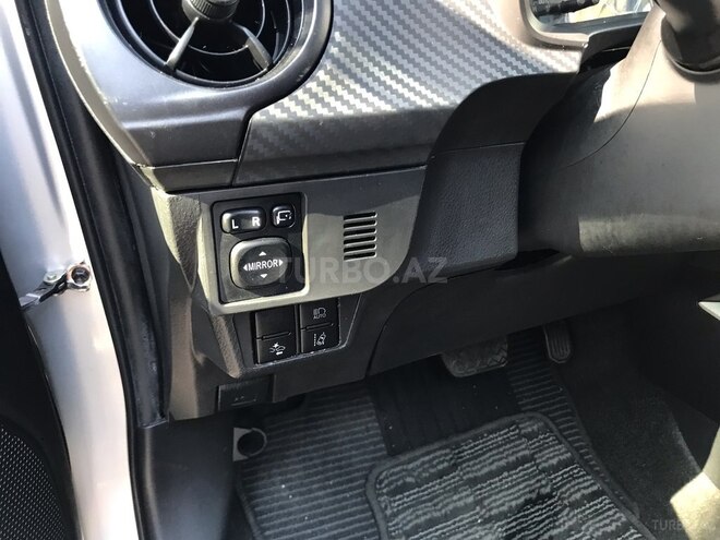 Toyota Corolla 2016, 93,200 km - 1.5 l - Bakı