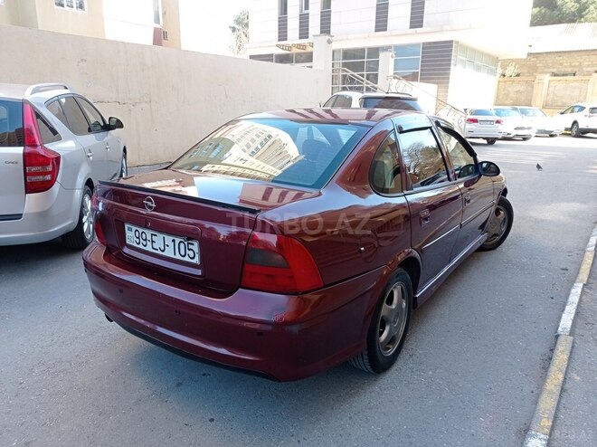 Opel Vectra 1999, 419,666 km - 1.6 l - Sumqayıt