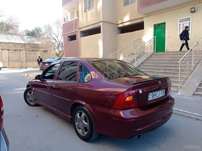 Opel Vectra 1999, 419,666 km - 1.6 l - Sumqayıt