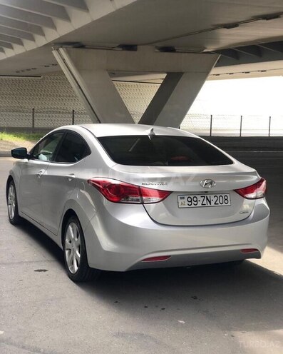 Hyundai Elantra 2011, 127,000 km - 1.8 l - Qəbələ